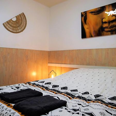 Appartement A 150 M De La Cathedrale Rodez Eksteriør billede